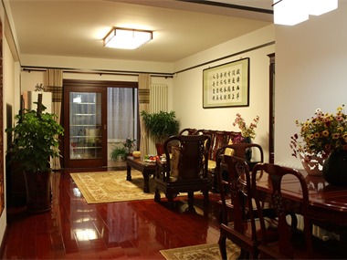 中式客廳沙發(fā)背景墻實(shí)景圖