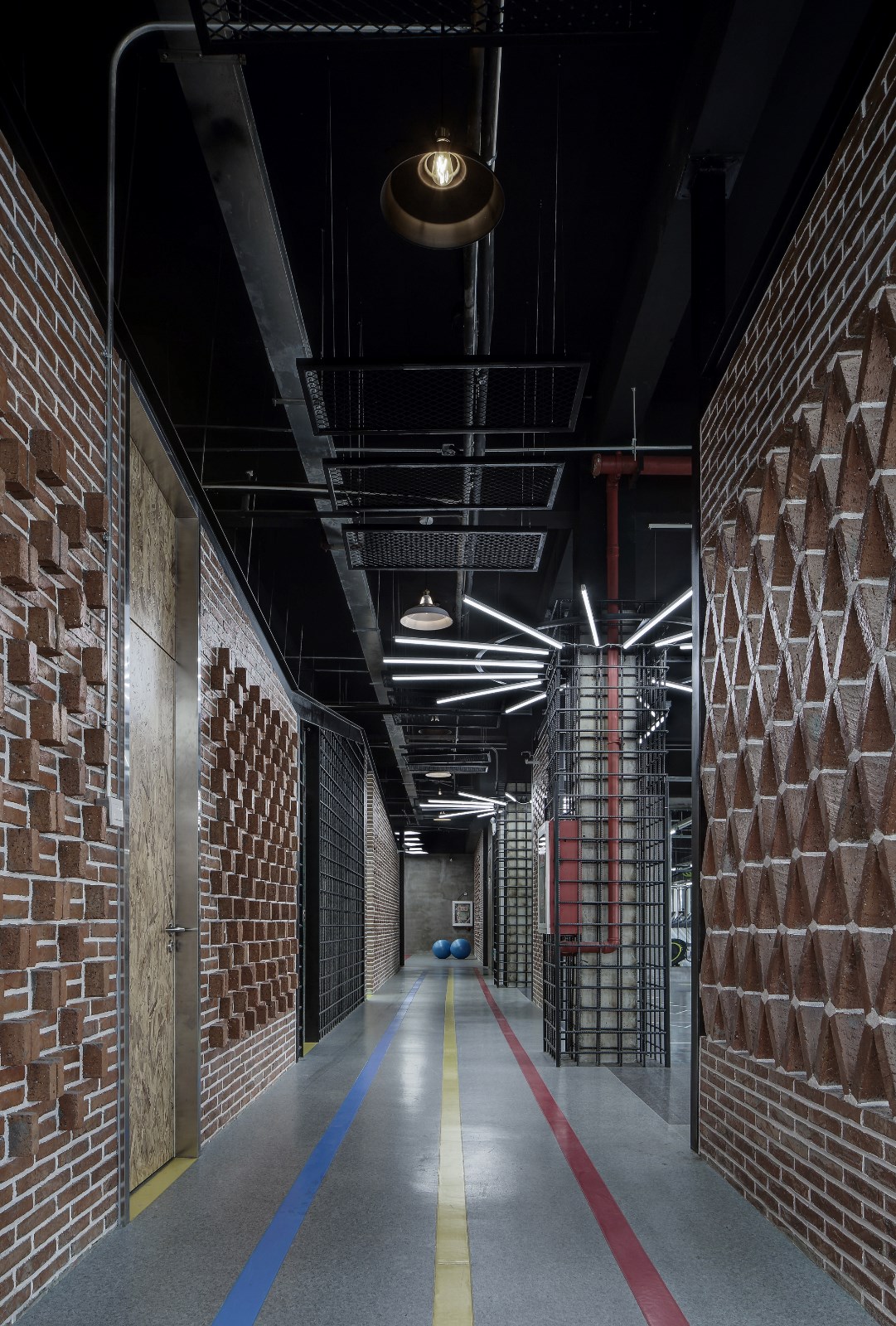上海建橋?qū)W院健身夢(mèng)工廠-學(xué)院派·健身夢(mèng)工廠